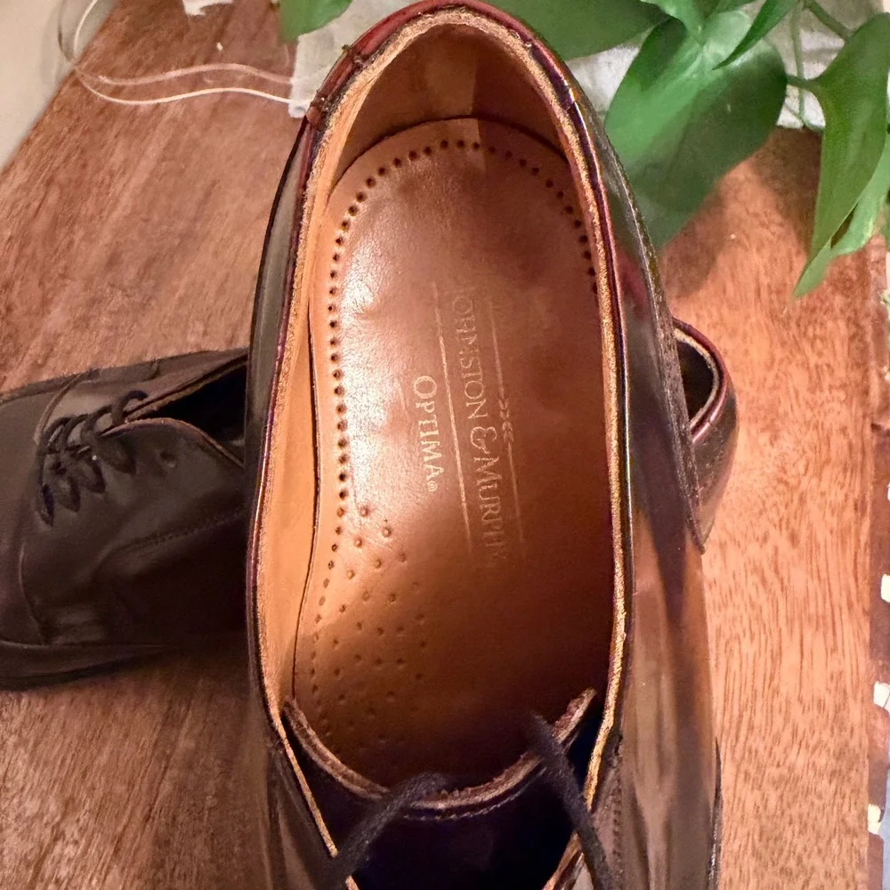 Johnston & Murphy Optima Mens 7.5D Burgundy Leather Wingtip Derby USA Old Money